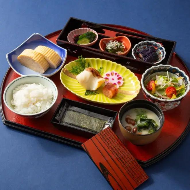 呉阪急ホテル コンセプトルーム「大和」1泊 朝食・夕食付プラン (2名様ご利用) ホテル 宿泊 洋室ツイン ツインルーム 宿泊券 宿 ペア宿泊券 1泊2食 旅行 チケット 国内旅行 広島県 呉市 ku