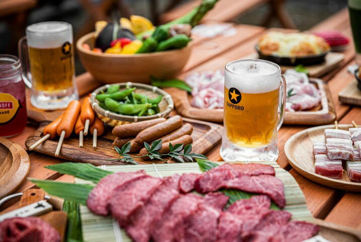 【ふるさと納税】近江牛プレミアムBBQ及びクラフトビール飲み放題チケット（3名様用）近江牛 おうみぎゅう 和牛 わぎゅう 牛肉 クラフトビール 美味しい 楽天 プレゼント お祝い 贈り物 故郷納税 滋賀県 東近江市 　F20　パンカフェKOKON～江近～ [F20]