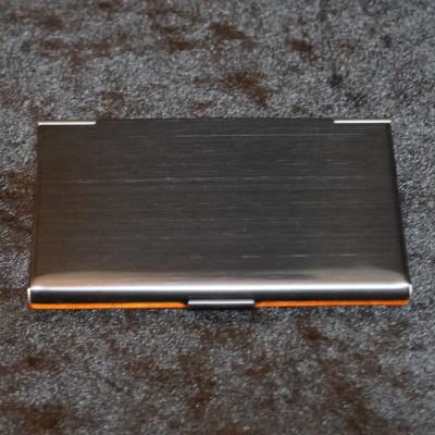 ふるさと納税 ふじみ野市 イタリア・クレモナで修行したバイオリン職人が作る木の名刺ケース【ブラック】 |  | 02