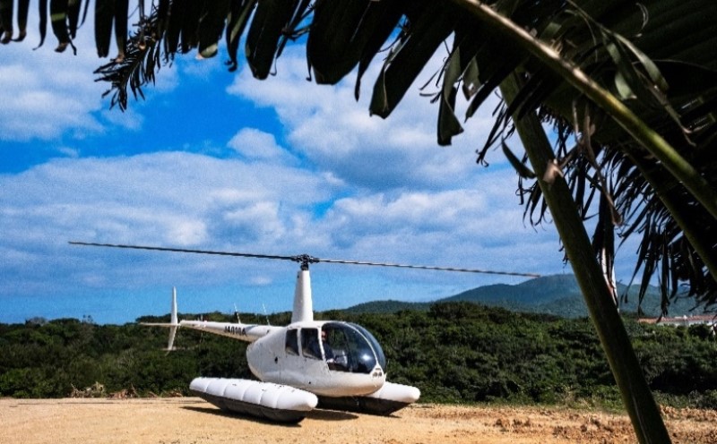 旅行 沖縄 珊瑚礁を空から観賞 ヘリコプター 遊覧 幻の島プラン サンゴ ヘリ 観光 クーポン 旅行券 ツアー チケット