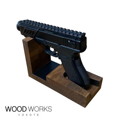 ふるさと納税 横手市 WOOD WORKS 日本製 ガンスタンド 1丁掛【本体カラー:ブラウン】