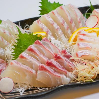ふるさと納税 愛南町 訳あり 真鯛 タイ お刺身 約600g 皮引き 柵 不揃い 小分け 真空パック 新鮮 鮮魚 養殖 カ |  | 02