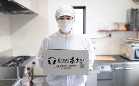 【全3回定期便】 黒毛和牛 牛すじカレー ＆ 牛タンシチュー 5食セット 《長与町》【炭火焼肉あおい】 [EBW003]