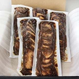 味噌豚角煮　5本セット(1kg)【配送不可地域：離島】【1152265】
