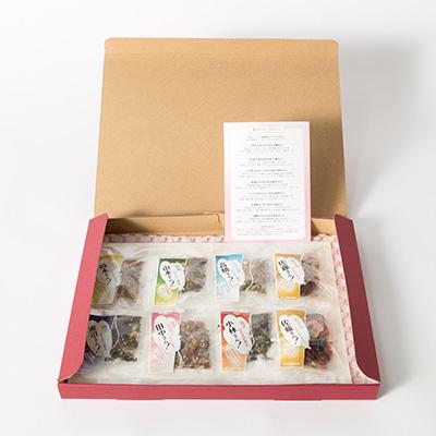 ふるさと納税 小山市 【8パック入り】全員集合!和洋ハーブティーおとっぺ茶 |  | 01