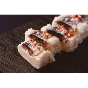 創業明治８年　四十萬谷本舗白山　和（かぶら寿し・大根寿し）