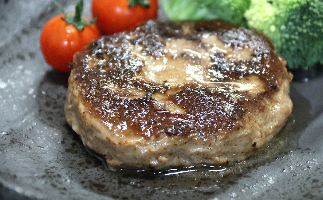 武藤牧場直売店山嘉バラエティセット（ハンバーグ 約120g×4個／コロッケ×4個／メンチカツ×4個）合計8個【冷凍】
