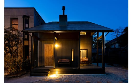 2021年4月オープン　老舗料亭「おりょうり京町萬谷」　の宿泊施設「京よろず（別邸のお部屋）」宿泊券【1泊2食付き、4名様、一棟貸し】