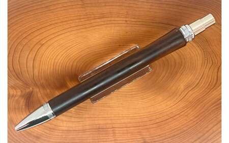 沖縄天然木の木軸ペン（ノック式タイプ）｜ペン ボールペン 木 木軸 木材 木軸ペン 特別 受注生産 職人 手作り ノック式 ギフト 贈り物 文具 文房具 筆記用具 沖縄 沖縄県 豊見城市(CL002)