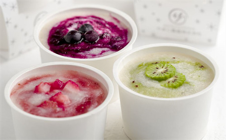 やまに農産　食べる甘酒「あまゆきちゃん」（イチゴ・カシス・サルナシ）