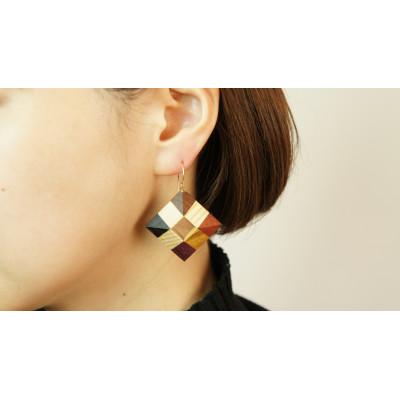 ふるさと納税 日南町 Wood Crystal　スクエアピアス |  | 01
