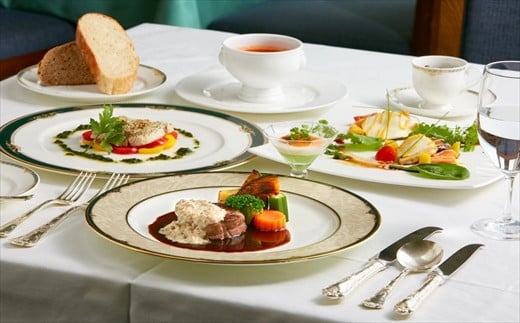 【1泊2食付】 鹿島セントラルホテル 夕食をお部屋で 豪華ロイヤルグレードアッププラン ペア 宿泊券