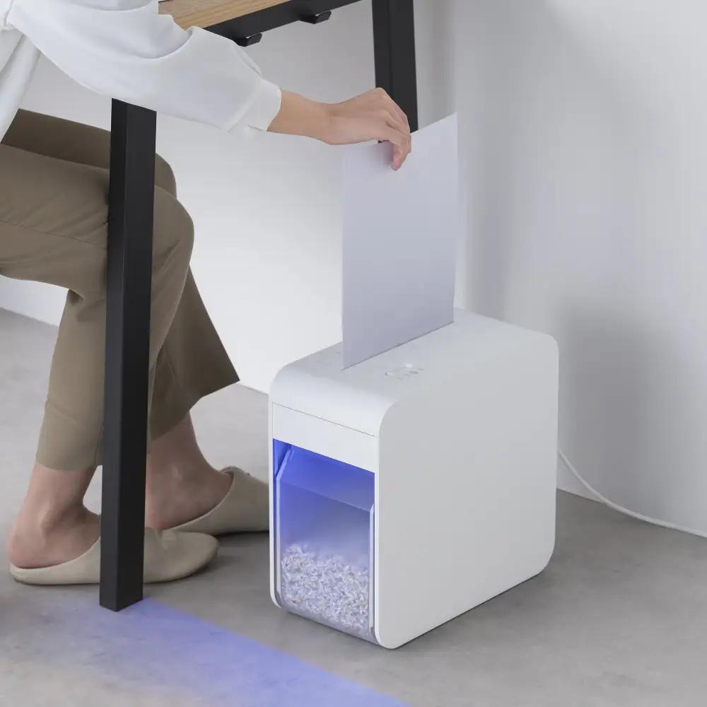 パーソナルシュレッダー シズカット P4HM-35E-W ホワイト
