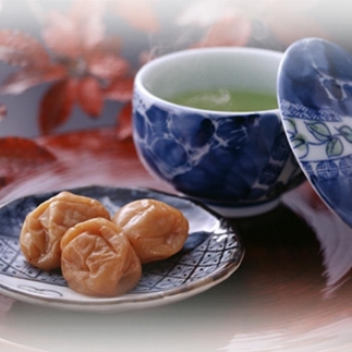 【贈答用】紀州南高梅 白干梅干し 1000g 化粧箱入 【US8】