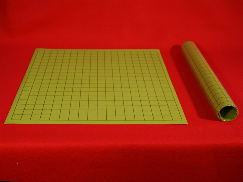 【ふるさと納税】 グリーンビニール碁盤 囲碁 グリーンビニール碁盤 ビニール碁盤 碁盤 目に優しい モスグリーン 携帯 携帯碁盤 どこでも 1mm厚 屋内 室内 野外 旅行 囲碁大会 大会 個人 趣味 遊び 遊戯 持ち運び 持ち歩ける碁盤 大阪府 松原市