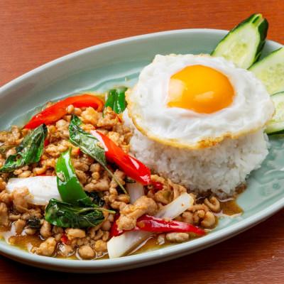 ふるさと納税 大田区 【本格タイ料理クルン・サイアムのスースーデリ】ガパオガイ5個セット