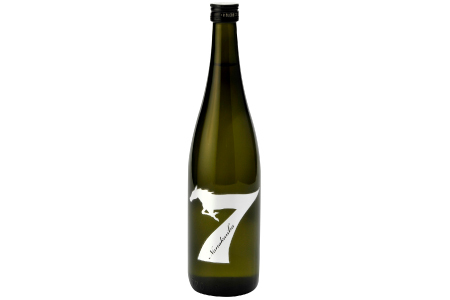 七冠馬 ゴールド・シルバーセット【日本酒 720ml 四合瓶 2本 詰め合わせ セット 飲み比べ 七冠馬 純米吟醸 純米酒 お酒 酒 地酒 晩酌 こだわり アルコール プレゼント 贈り物 贈答 ギフト