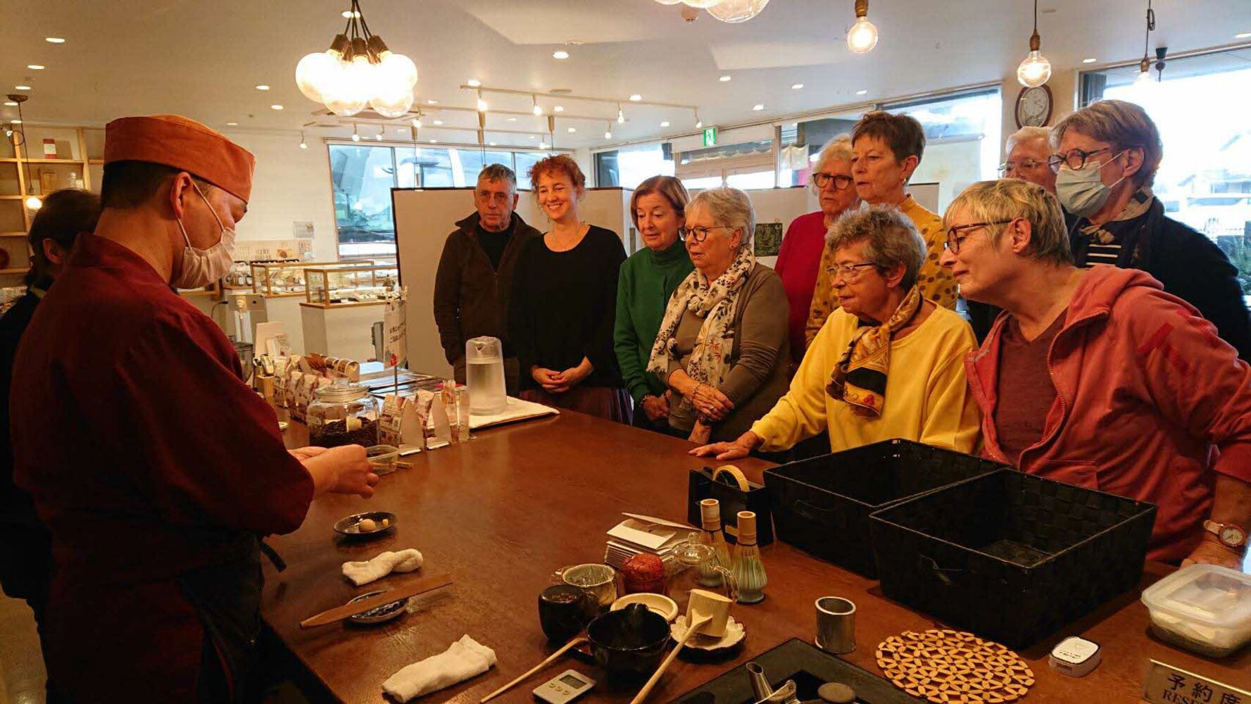 【ふるさと納税】出雲で和菓子つくり体験＆喫茶　5名様ご招待 322032_BY012