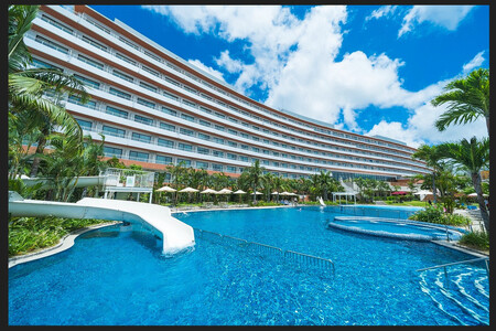 【ふるさと納税】ヒルトンギフトバウチャー 15,000円分 | ホテル 旅行 ギフト券 バウチャー チケット 北谷 北谷町 クーポン 宿 ふるさと 旅行 宿泊 沖縄県 沖縄 北谷 人気 アメリカンビレ