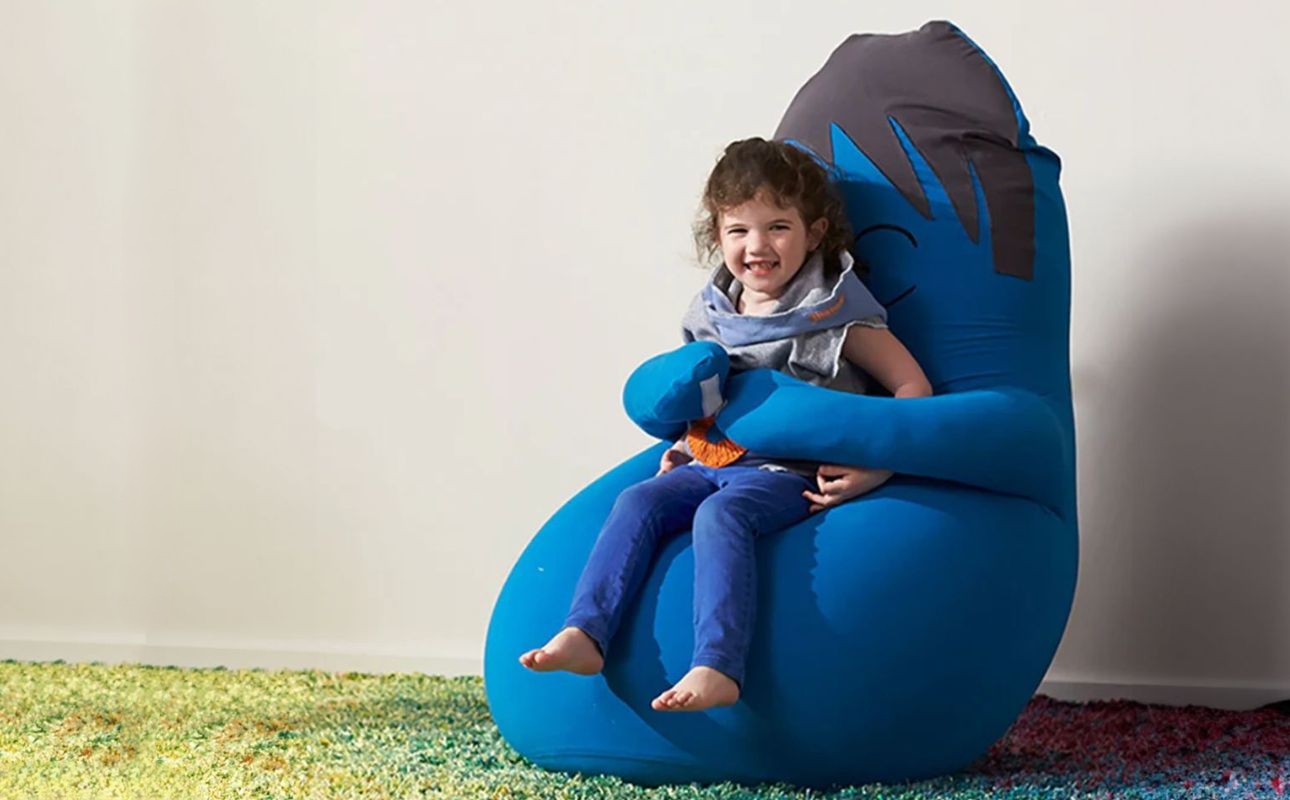 あなたをやさしく抱きしめてくれるかわいい友達。Hugibo Premium（ハギボープレミアム）ピンク【Yogibo ヨギボー プレミアム ビーズクッション ビーズ 座椅子 椅子 クッション ビーズソ