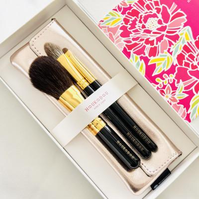 ふるさと納税 熊野町 熊野化粧筆 宙人気高級ブラシ3本&ケース 熊野筆ほうこどう |  | 02