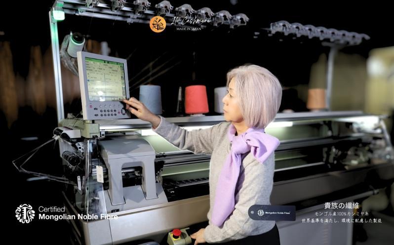 『Noble Fibre』100％カシミヤ・マフラー ラベンダー G3327