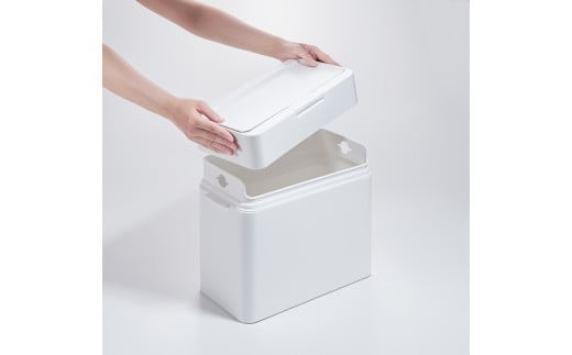 3パーツ（本体・袋止め・フタ）に分かれるので水洗いする時も簡単