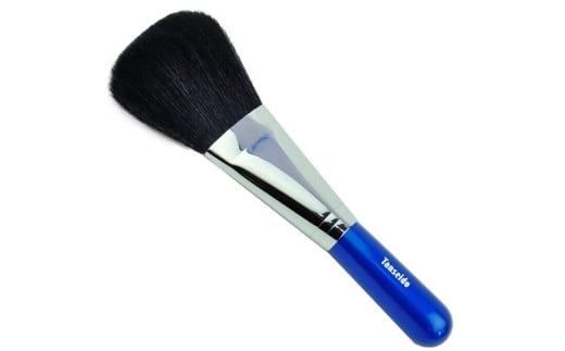 熊野化粧筆 フェイスブラシ(粗光峰) 33B（軸色：青）【メイクブラシ 化粧筆 フェイスブラシ 粗光峰 仕上げ 立体感 透明感 熊野筆 伝統工芸 職人技 高級筆】