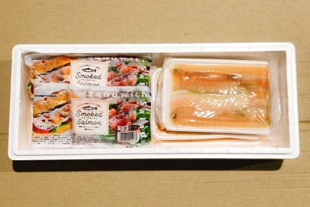 スモークサーモン2～3P(計400g)＆塩サーモンハラス220g×5P A-09121