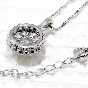 770-9-1 ネックレス PT900 プラチナ ダイヤモンド【VS1 1.0ct】計2.7～3.0ct パヴェ 取り巻き ゴージャス ペンダント【f195-pt】 ALPAZ080