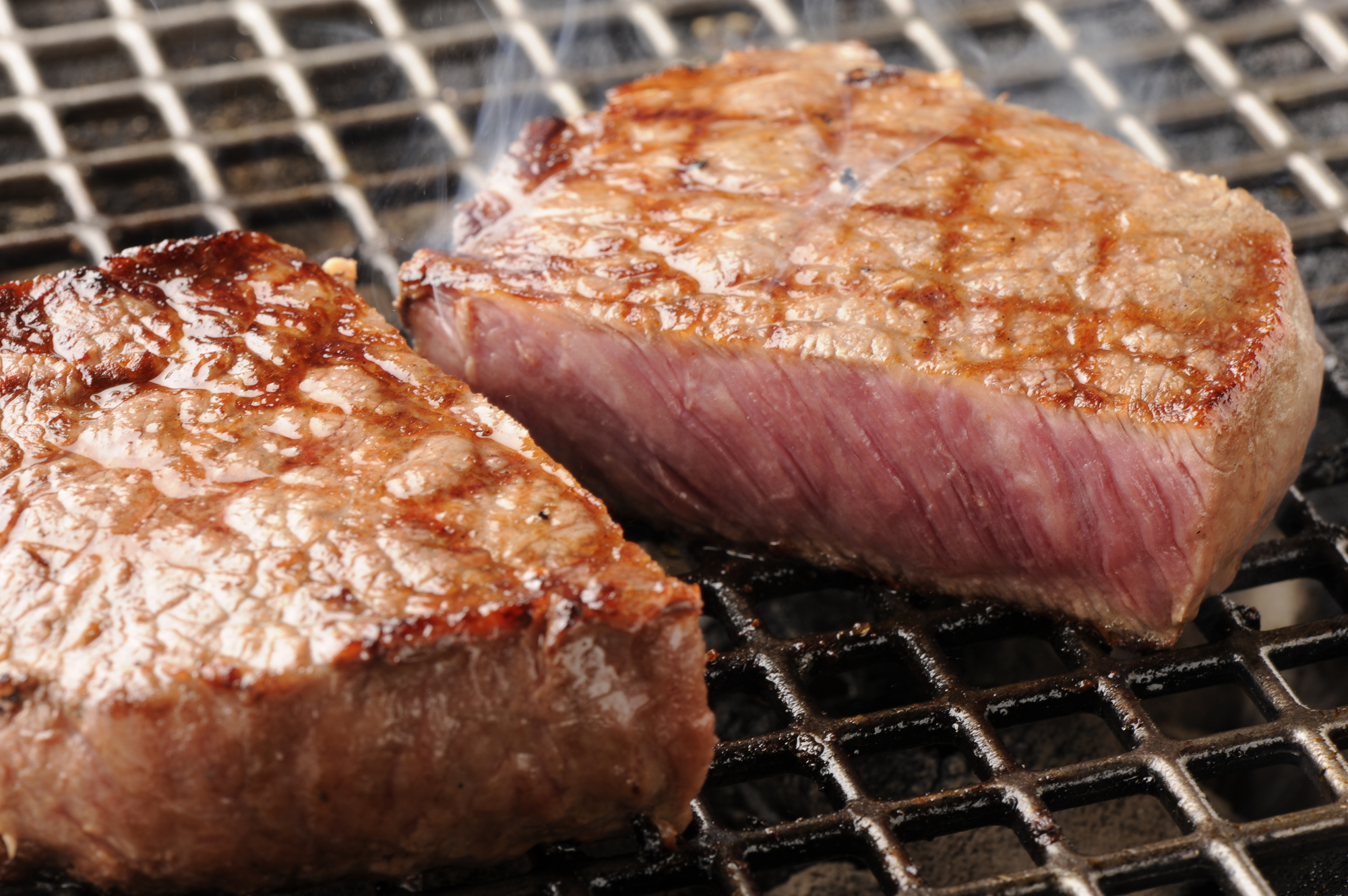 
                  佐賀牛モモ赤身ステーキ 600g (8～10枚) | お肉 肉 ギフト 佐賀牛 贈答品 国産 焼肉 焼き肉 モモ 赤身 送料無料 ステーキ 大町町
                
