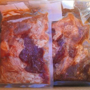 養豚場直営の超新鮮な味噌とんちゃん（味付けホルモン） ブリオ あいぽーく 豚肉 国産 ブランド豚 焼肉 炒め物 バーベキュー BBQ 惣菜 冷凍 味噌 ホルモン 小分け 人気 大腸 小腸 ハツ ガツ 