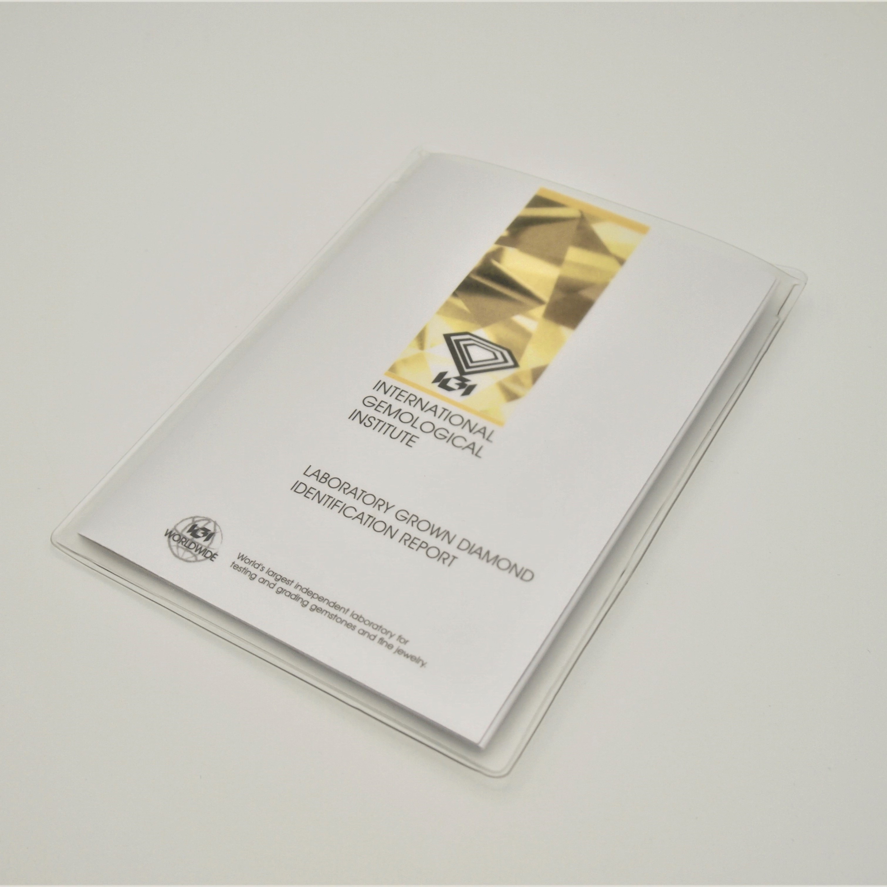 〈 甲府ジュエリー 〉PT900LGD0.3ctUPペンダント LD0005