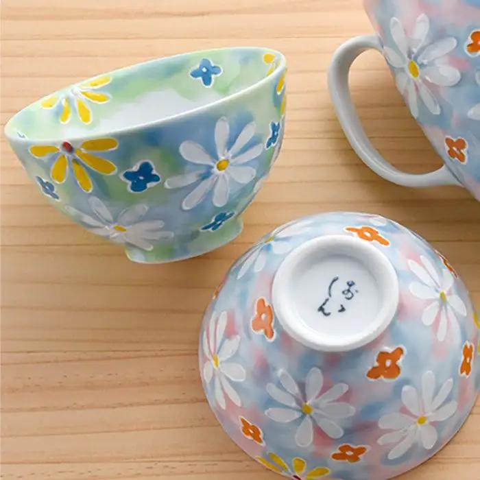 【波佐見焼】コスモス小花 茶碗 マグカップ ピンク・グリーン 2色セット 食器 皿 【大新窯】 [DC22]  波佐見焼