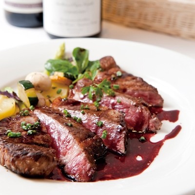 
                  能勢黒牛または能勢黒若牛の厳選ステーキ500g(2～3枚) | 牛肉 サーロイン ステーキ 能勢黒牛 能勢黒若牛 濃厚 柔らか 国産 人気 おすすめ 送料無料 贈答 ギフト【1036258】
                