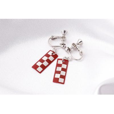 ふるさと納税 京都市 【中嶋象嵌】長四角　ピアス〈市松〉 |  | 02