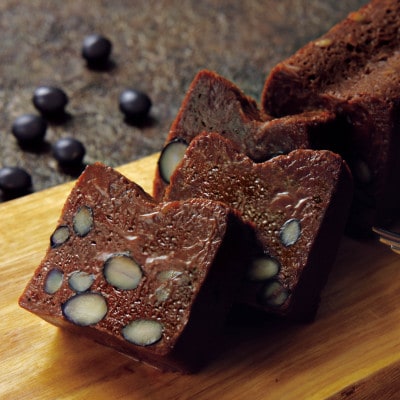 下國伸シェフ監修・旭川産黒豆のショコラテリーヌ「うっとりーぬ」2本入_03619【配送不可地域：離島】【1528647】