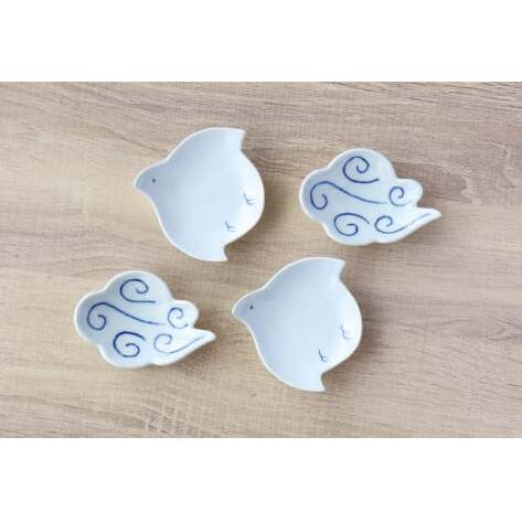 有田焼 鳥と雲の豆皿 4枚組セット 山忠 染付 シンプル おしゃれ かわいい 和食器 食器 うつわ 白 A25-483_イメージ2