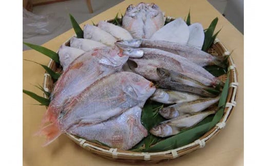 特選！！豪華盛り合わせ♪干物特大セット 魚介類 魚貝類 干物 干もの セット 干物セット のどぐろ ノドグロ カレイ かれい 蓮子鯛 イカ いか アカムツ 【033_1778】