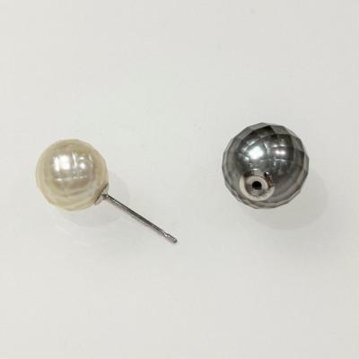 ふるさと納税 山梨県 K18WG カットパールの丸玉ネックレスとリバーシブルピアスのセット |  | 03