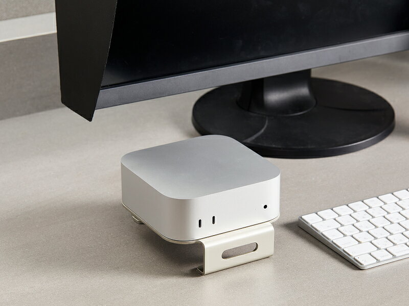 【ふるさと納税】鍛冶屋の頓珍漢 M4 Mac mini 専用スタンド シリコンパッド 滑り止め 軽量 国産 長持ち 収納スペース 日本製 簡易梱包 PC周辺機器 デスクアクセサリー スタイリッシュ おしゃれ コンパクト シンプル 愛知県 小牧市 送料無料