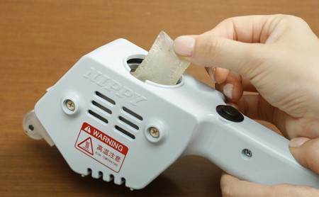 NP-C2-100 手動式ホットメルト糊付機（糊1kg付き） 糊付幅8mm