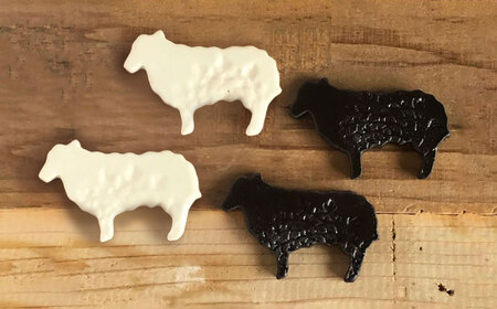 【美濃焼】 ひつじのカトラリーレスト 4点セット 多治見市 / みなかわねこ 羊 箸置き モノトーン[TFG006]