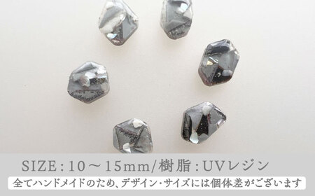 【チェーンの色が選べる】 海洋プラスチックから生まれた ネックレス sobolon いびつちゃん グレーMIX 多治見市[TFC022]