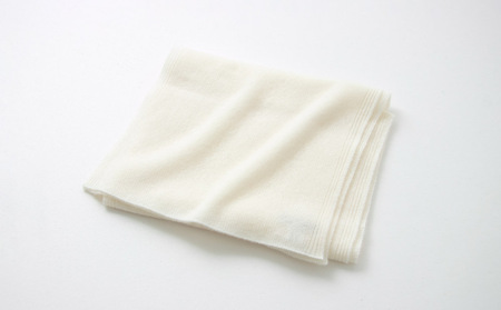 【UTOカシミヤ】天使のマフラー〈オフホワイト〉（UTO）　マフラー カシミヤ カシミア マフラー カシミヤ カシミア マフラー カシミヤ カシミア マフラー カシミヤ カシミア マフラー カシミヤ 