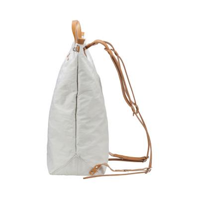 ふるさと納税 豊岡市 豊岡鞄　リュック　キナリ　TUTUMU books　(S2100　24-153) |  | 02