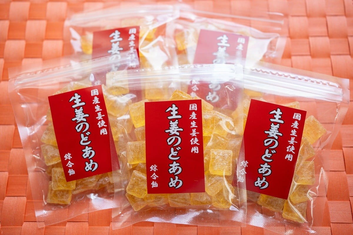 
            生姜のど飴 5袋
          