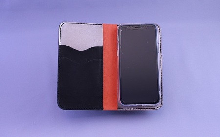 スマホケース(ブラック)：【iPhone11 pro】