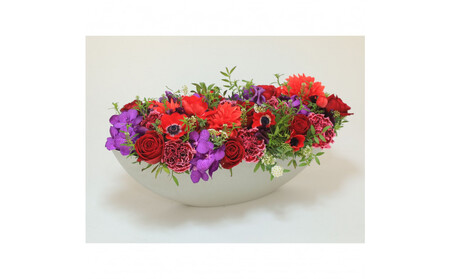 【お花の定期便】「季節毎」に届く、旬のアレンジメント Mサイズ（4回お届け）【「季節毎」に届く、旬のアレンジメント 世界らん展 フラワードリームジャパンカップ 国内主要コンテスト受賞 贈り物 神奈川県