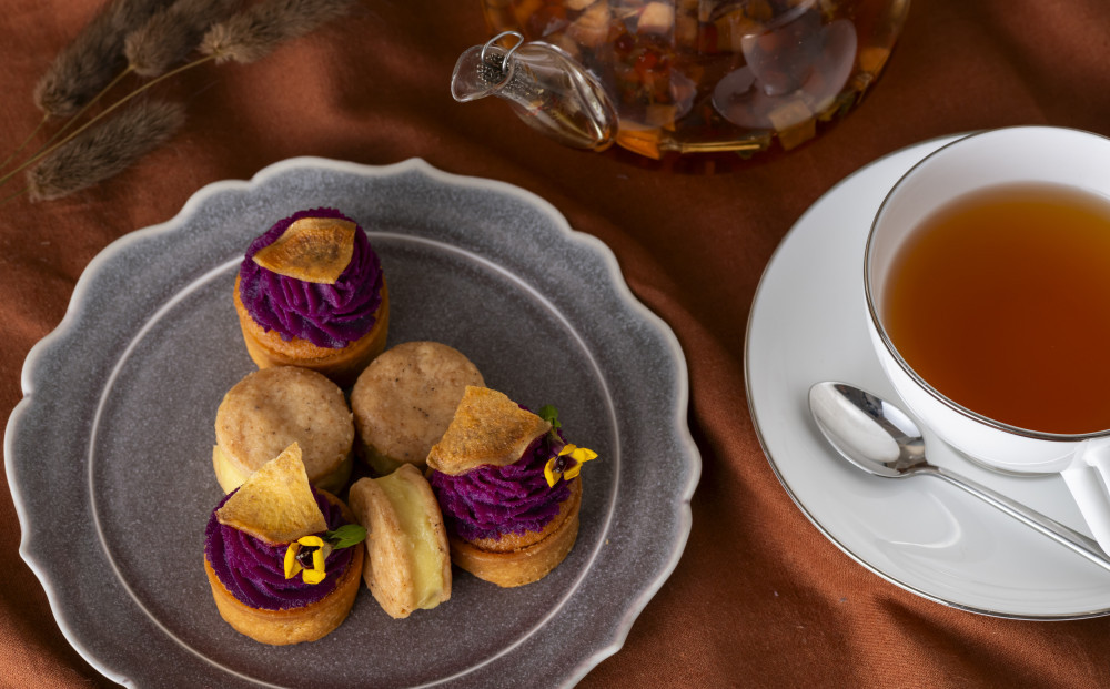 【Unico Polo Afternoon】季節のフルーツのアフタヌーン＋カフェフリーフロー　ペアチケット【三井ガーデンホテル横浜みなとみらいプレミア　20階】